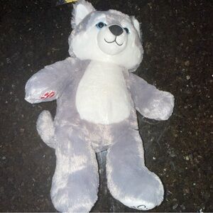 Build a Bear Great Wolf Lodge Gray and White Plush Husky Toy